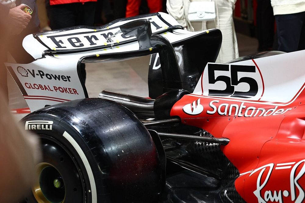 Ferrari SF-23 detalle técnico alerón trasero