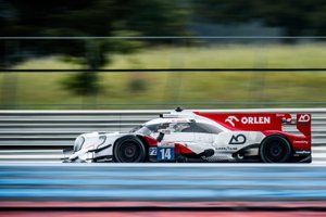 Zesp&oacute;ł Kubicy z obiecującym tempem