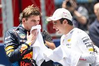 Verstappen dice que Checo P&eacute;rez lleg&oacute; a tocar su coche en Miami F1