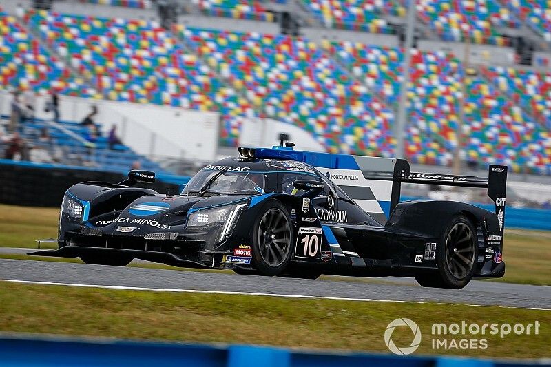 #10 Wayne Taylor Racing Cadillac DPi-V.R. Cadillac DPi, DPi: Renger Van Der Zande, Ryan Briscoe, Scott Dixon, Kamui Kobayashi