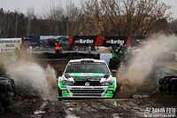 Bonder wraca do Polo, Brzeziński w Imprezie