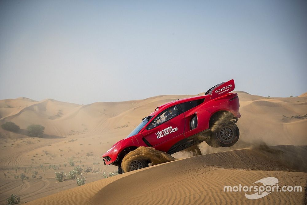 Decoración del Bahrain Raid Xtreme T1 Hunter