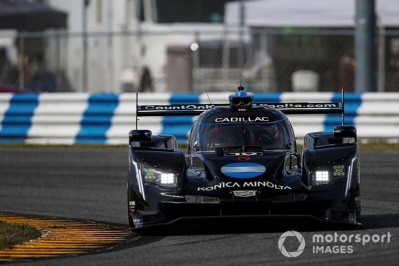 WTR Cadillac leads fourth test session at Daytona