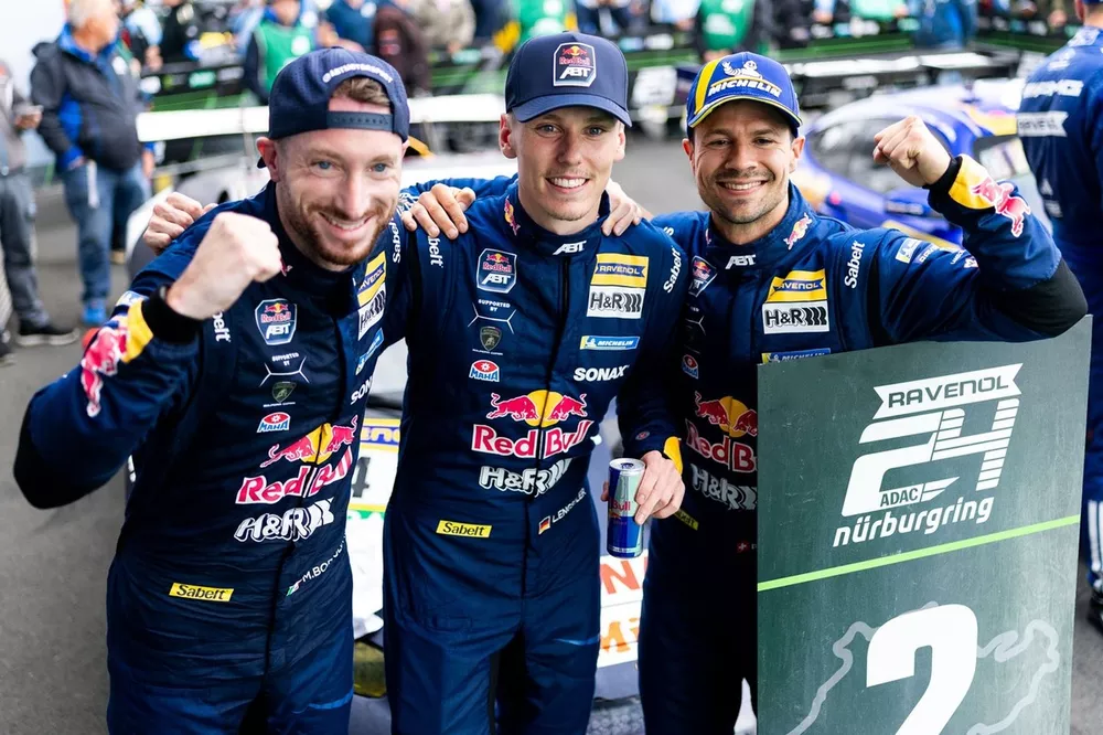 #84 Red Bull Team ABT Lamborghini Huracan GT3: Luca Engstler, Mirko Bortolotti, Patric Niederhauser 