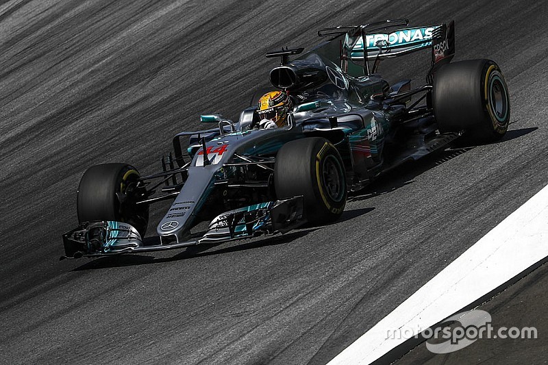 Hamilton perde 5 posizioni in griglia per la sostituzione del cambio