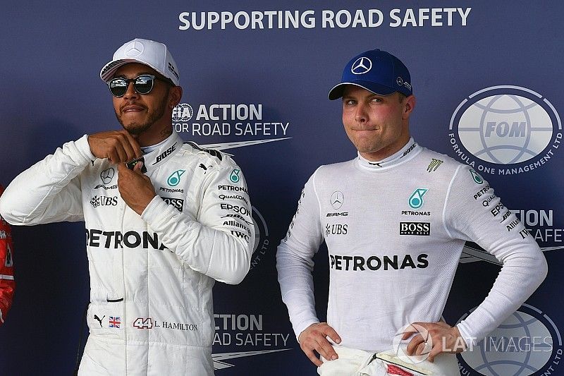 Polesitter Lewis Hamilton, Mercedes AMG F1, third place Valtteri Bottas, Mercedes AMG F1