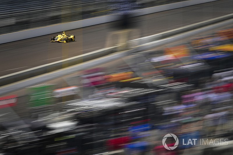 Castroneves predice velocidades de 378 km/h con los nuevos motores