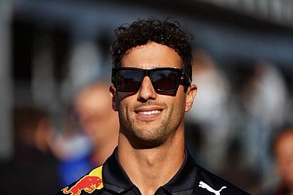 Ricciardo on verge of new Red Bull deal