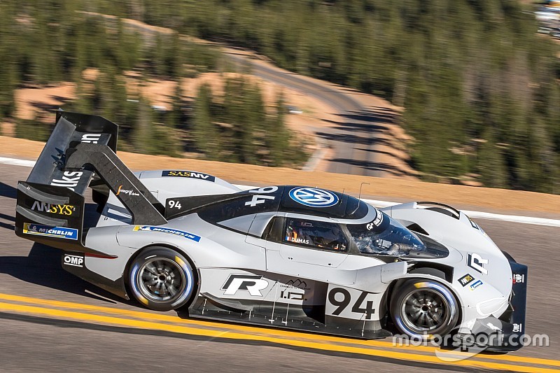 Pikes Peak: Volkswagen und Dumas durchbrechen Schallmauer