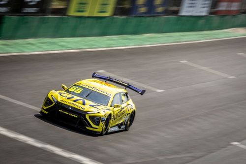 Stock Car: Felipe Fraga crava pole position da abertura da temporada 2025 em Interlagos