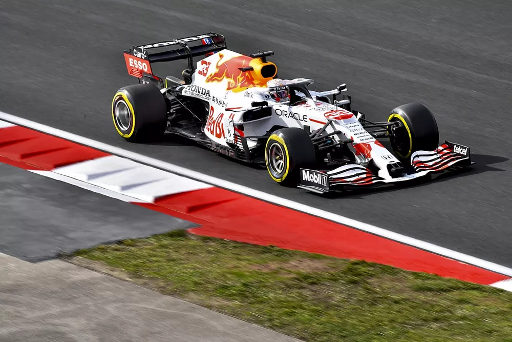 Max Verstappen, Red Bull Racing RB16B