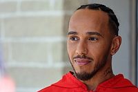 F1: Produtor de filme com Brad Pitt, Hamilton quer fazer o &ldquo;melhor filme sobre corridas&rdquo;