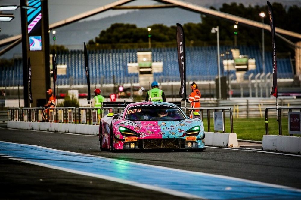 Maciej Błażek, Joe Osborne, Patryk Krupiński, McLaren 720 S GT3 