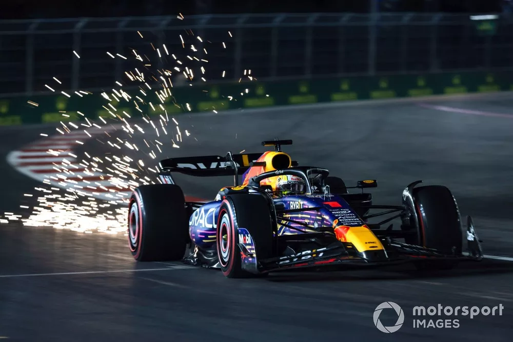 Who would win in a Formula 1 race between Senna, Verstappen, Schumacher, and Lewis