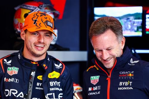 Verstappen y Horner, como si nada hubiera pasado en Red Bull