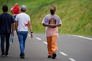 El 'copia/pega' del nuevo contrato de Hamilton que evit&oacute; otra novela