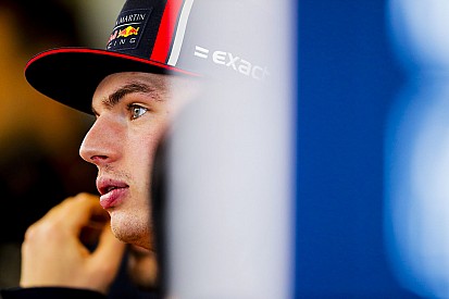 Verstappen és Gasly is a Mercedest dicsérte a szabadedzések után