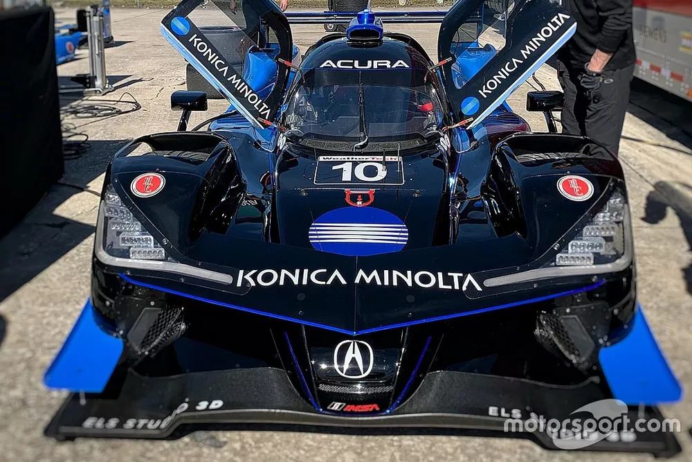 #10 Wayne Taylor Racing Acura ARX-05 DPi