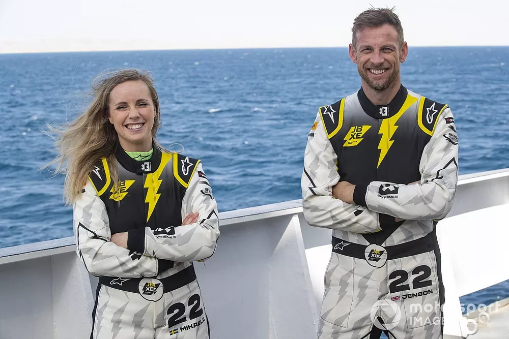 Mikaela Ahlin-Kottulinsky, JBXE Extreme-E Team, and Jenson Button, JBXE Extreme-E Team