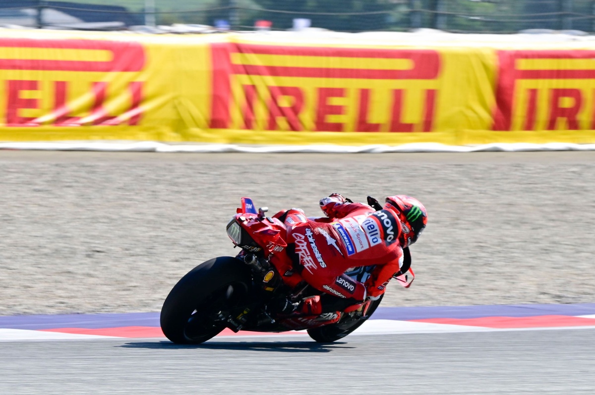 Bagnaia de nouveau "très fort au freinage" : "Une bonne surprise"