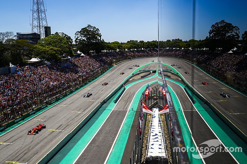 Verstappen: Interlagos, Red Bull'a uymuyor