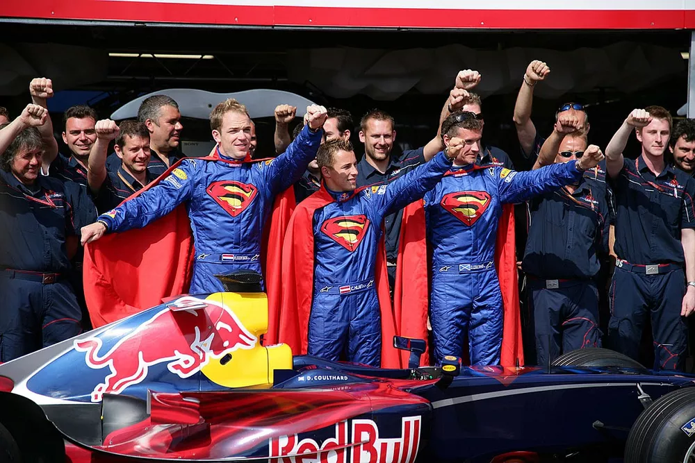 Christian Klien, Red Bull Racing, David Coulthard, Red Bull Racing
