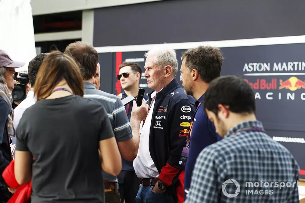 Helmut Marko, Consultant, Red Bull Racing, talks to the media