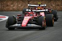 F1 - Leclerc é irônico com Hamilton após ordem da Ferrari em Baku: "Pode curtir o P8"