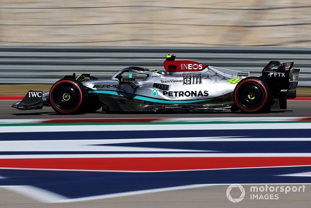 Lewis Hamilton, Mercedes W13