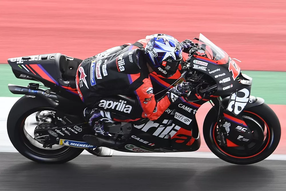 Maverick Vinales, Aprilia Racing Team