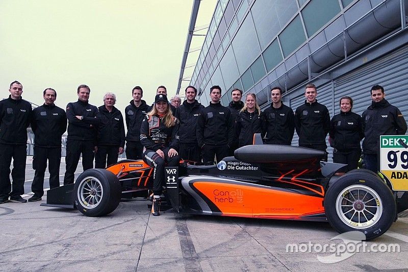 Sophia Flörsch, Van Amersfoort Racing con el equipo