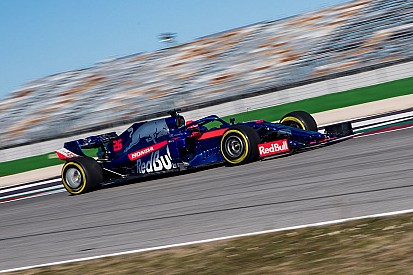 Drón Vs. Toro Rosso-Honda: videó