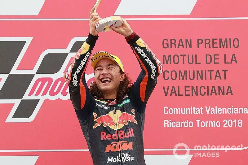 Podium: race winner Can Oncu, Red Bull KTM Ajo