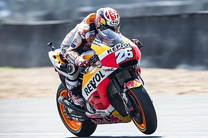 Chute pour Pedrosa alors qu'il avait la "possibilité de gagner"