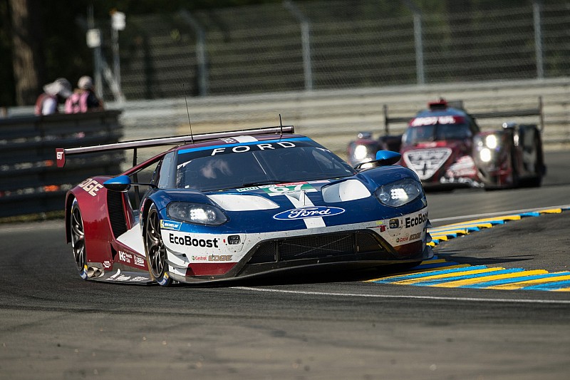 24 Ore di Le Mans: sono state penalizzate le Ford GT di Kanaan e Dixon