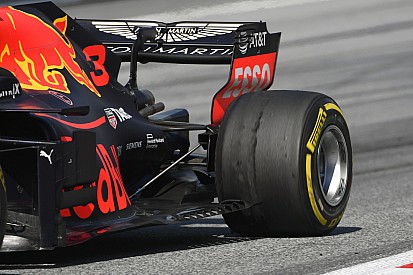 Pirelli surprised by tyre blistering in Austria