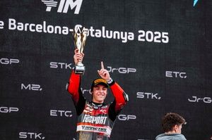 Pawelec ponownie wygrywa w Moto2