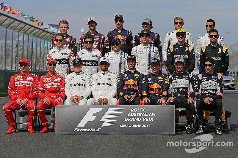 Foto de grupo de pilotos F1 2017