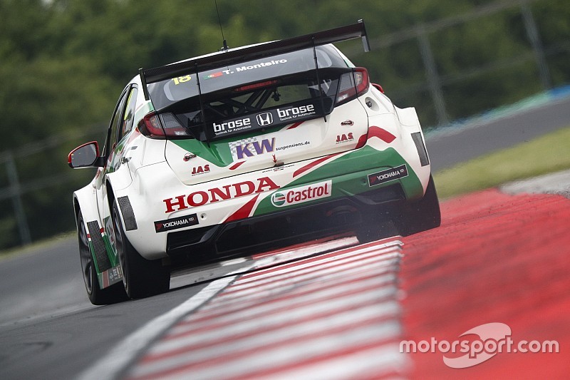 Monteiro :