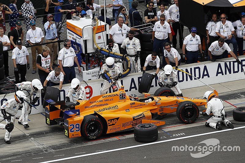 IndyCar, McLaren'ın 2019'da yarışma çalışmalarını destekliyor!