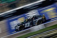 NASCAR Cup: Wallace tem vitória tirada em duelo com 'patrão' Hamlin na chegada do Kansas