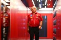 Vasseur considera "muy severa" la penalización a Hamilton en México