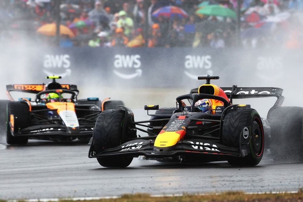 Lando Norris, McLaren, Max Verstappen, Red Bull Racing