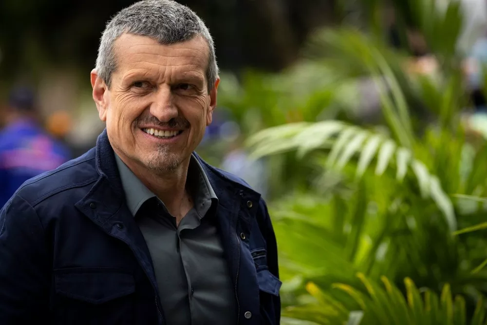 Guenther Steiner, ex director del equipo Haas y presentador de televisi&oacute;n 