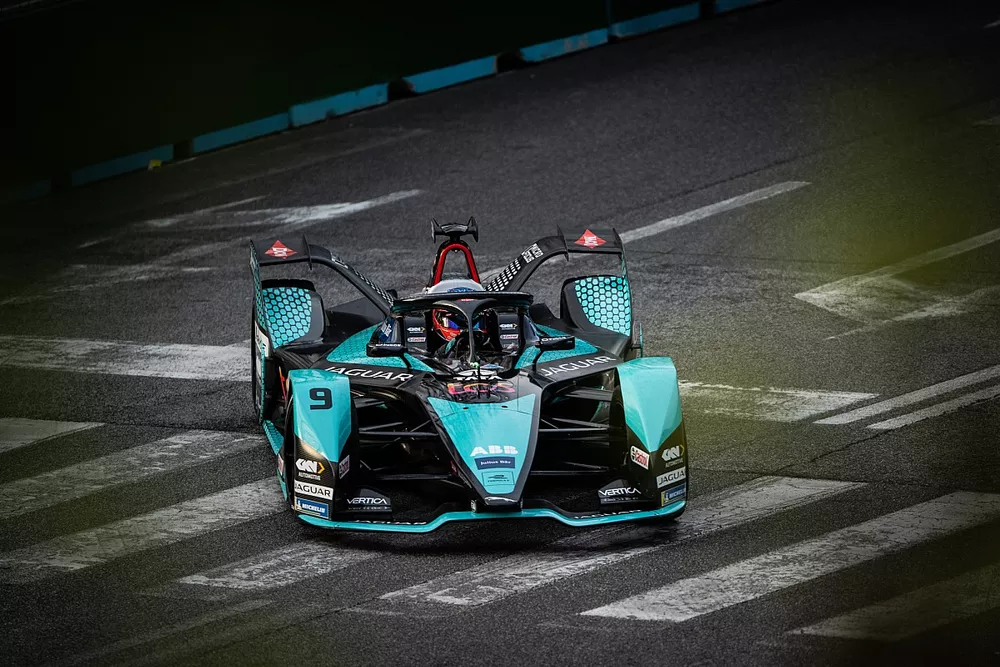 Mitch Evans, Jaguar Racing, Jaguar I-TYPE 5