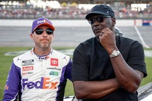 Justiça decide pró-NASCAR e contra equipe de Michael Jordan em processo relativo a vagas no grid da Cup em 2026; entenda