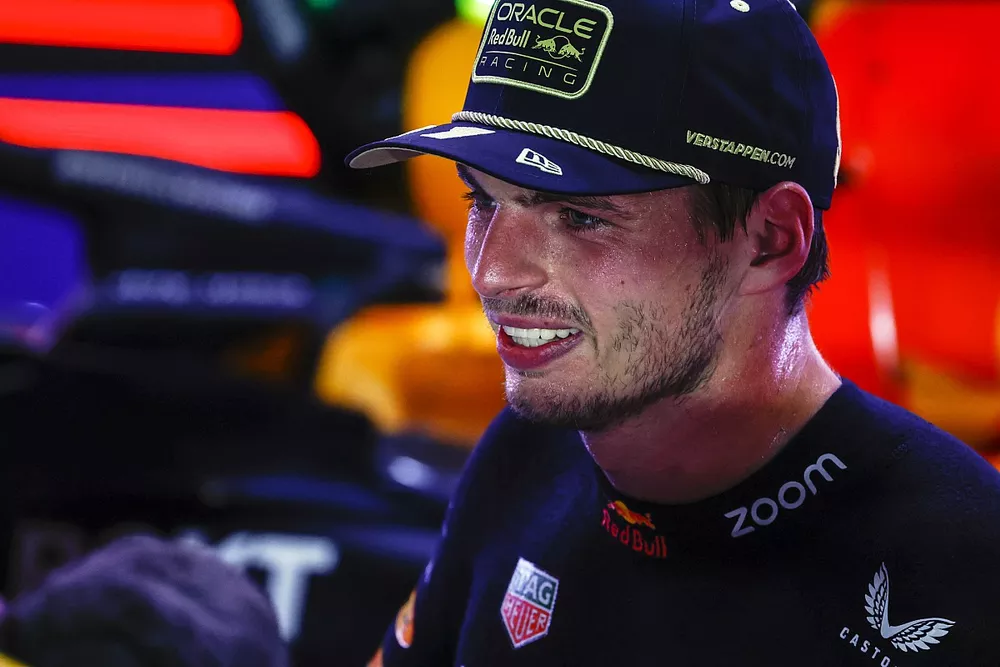 Max Verstappen, Red Bull Racing, 1e positie, in Parc Ferme