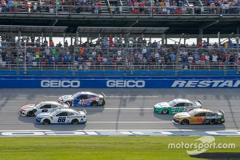 Chase Elliott, Hendrick Motorsports, Chevrolet Camaro Mountain Dew / Little Caesar's, Alex Bowman, Hendrick Motorsports, Chevrolet Camaro Nationwide, Ryan Preece, JTG Daugherty Racing, Chevrolet Camaro Kroger