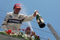 Kubica envi&oacute; una foto para desmentir el mito de la botella