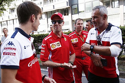 Vettel rompe l'ala anteriore ai Navigli, ma è carico per Monza: "Con questa Ferrari possiamo fare una grande gara"